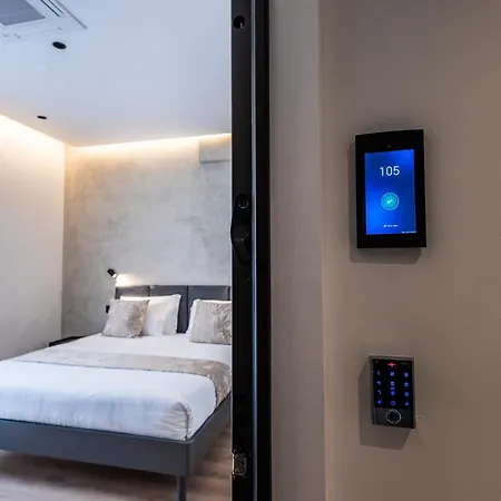 Corso 84 Luxury Suites-3